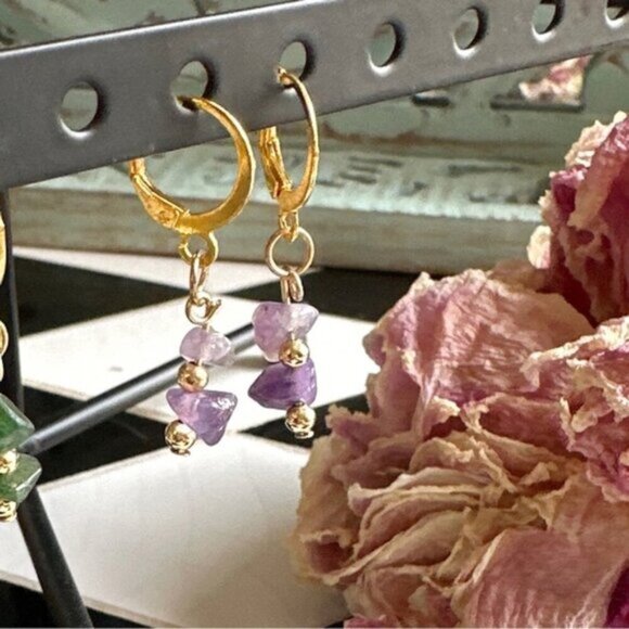 PURPLE CRYSTAL GOLD STATEMENT AMETHYST EARRINGS - Picture 1 of 2